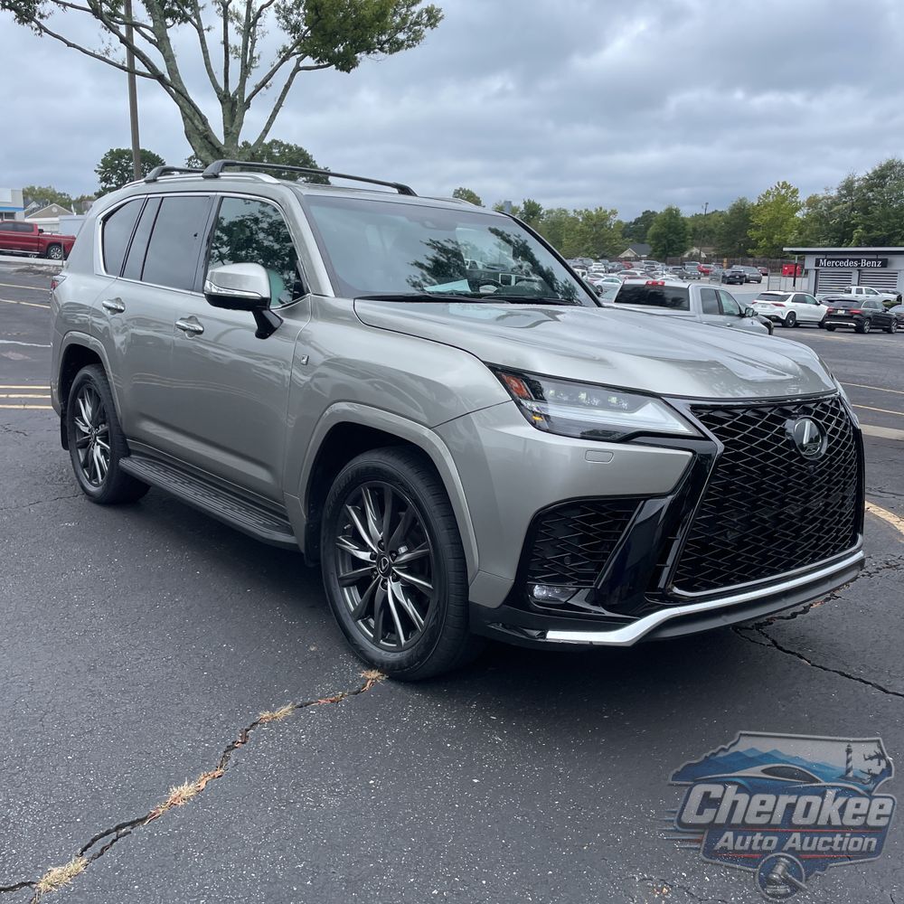 2023 Lexus LX 600 F SPORT Handling