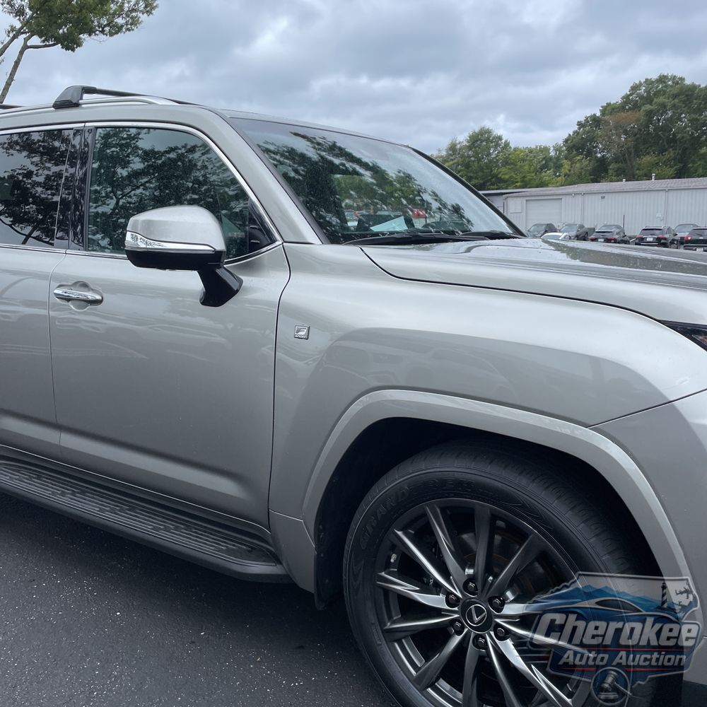 2023 Lexus LX 600 F SPORT Handling