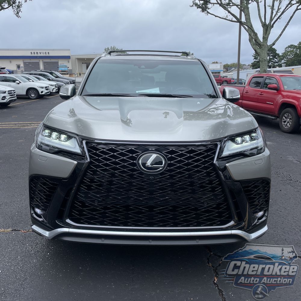 2023 Lexus LX 600 F SPORT Handling