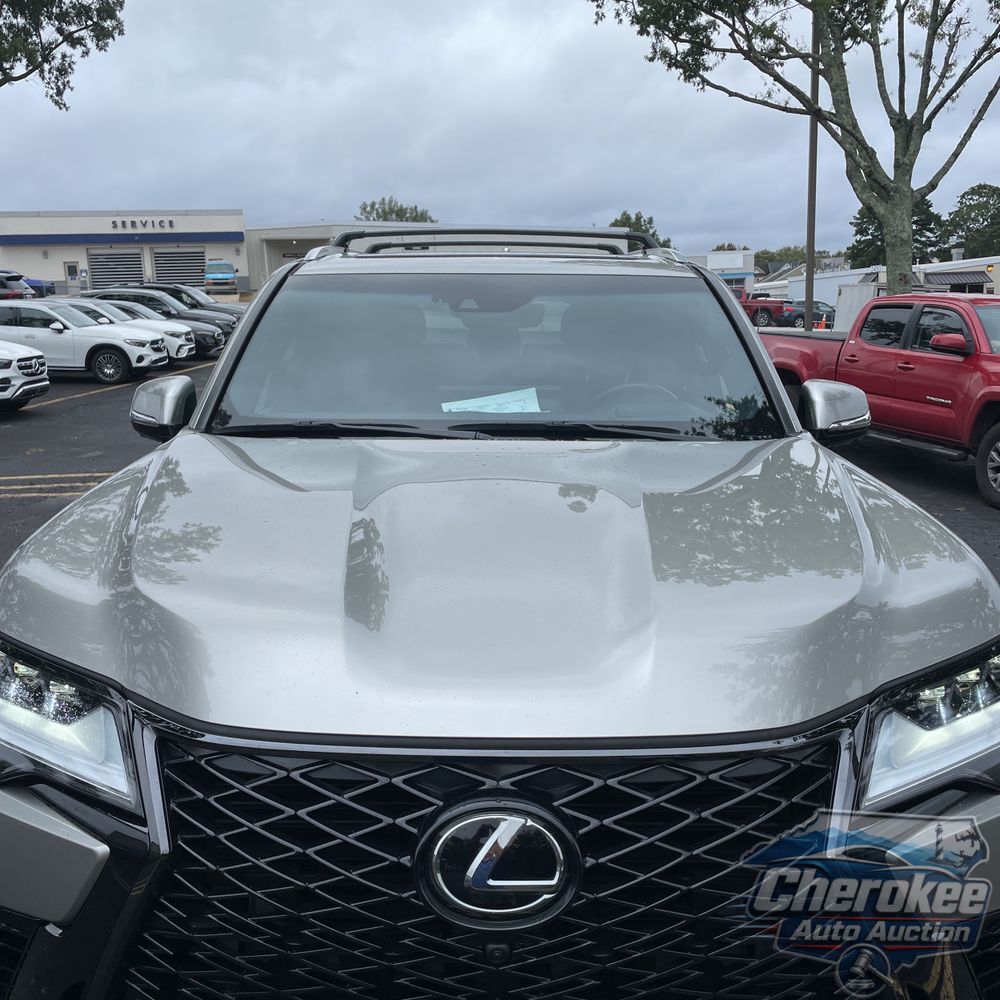 2023 Lexus LX 600 F SPORT Handling