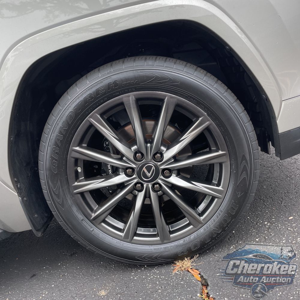 2023 Lexus LX 600 F SPORT Handling