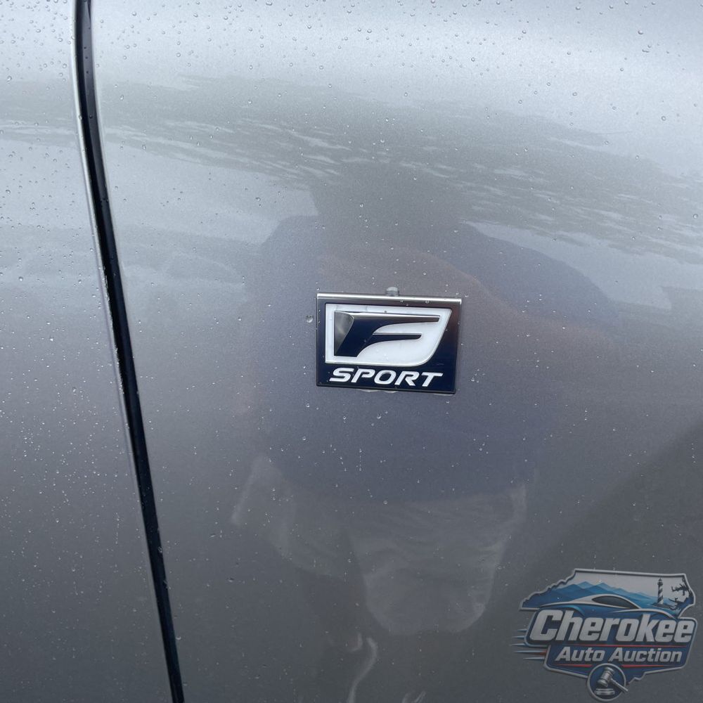 2023 Lexus LX 600 F SPORT Handling