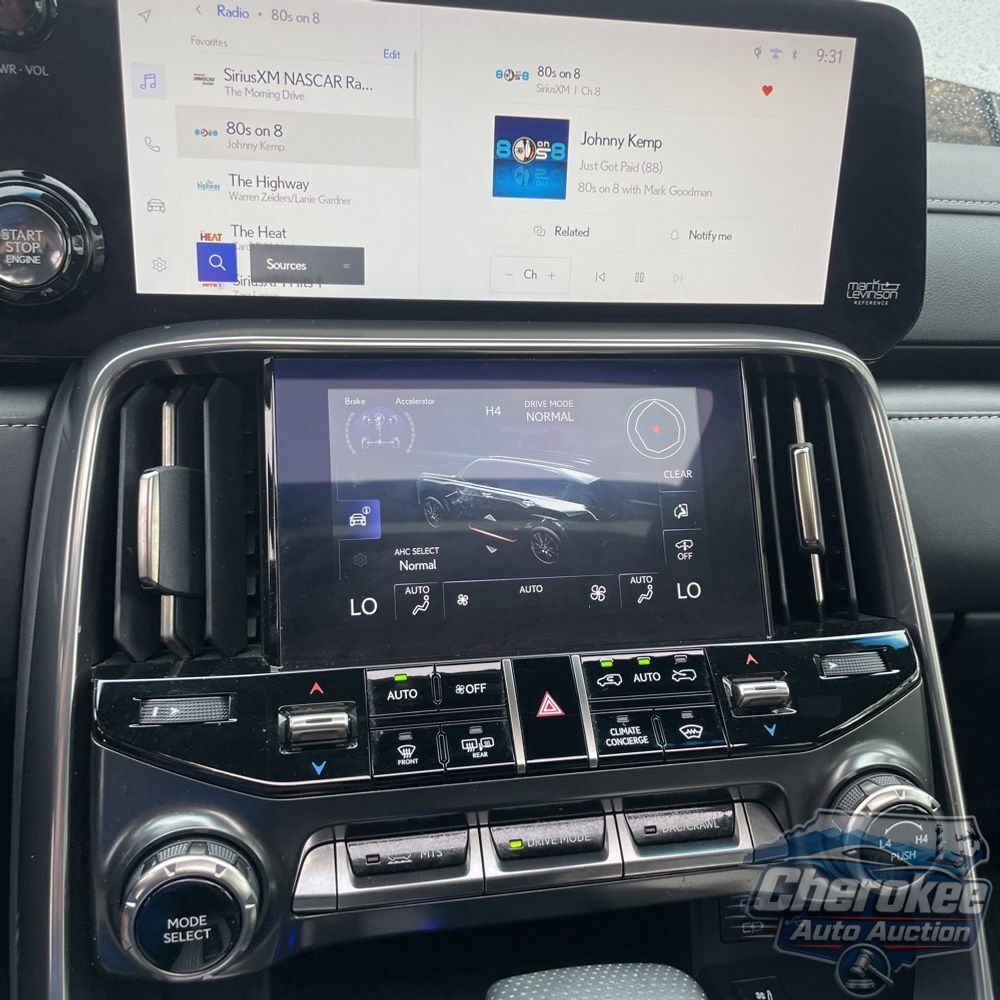 2023 Lexus LX 600 F SPORT Handling