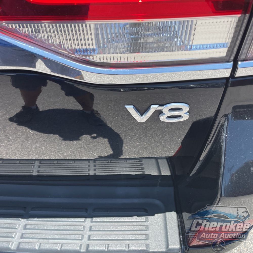 2018 Toyota Land Cruiser Base