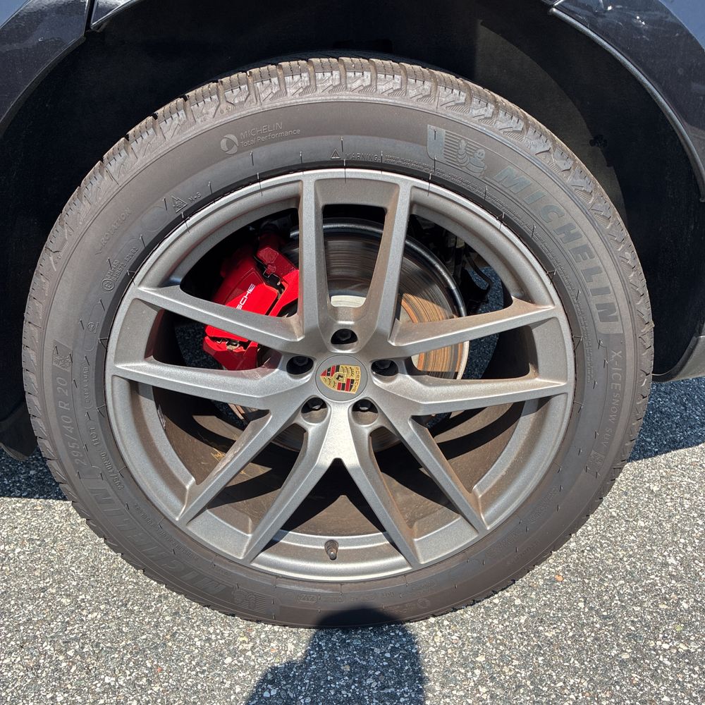 2022 Porsche Macan S