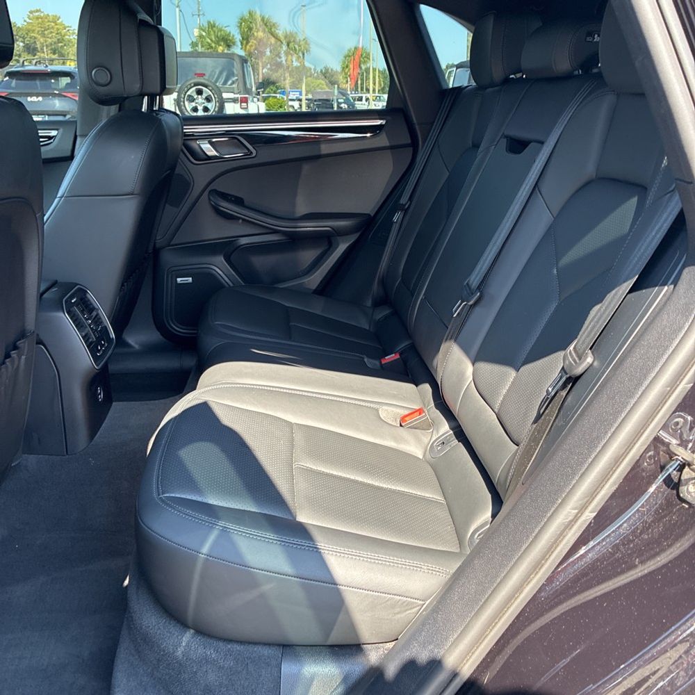 2022 Porsche Macan S