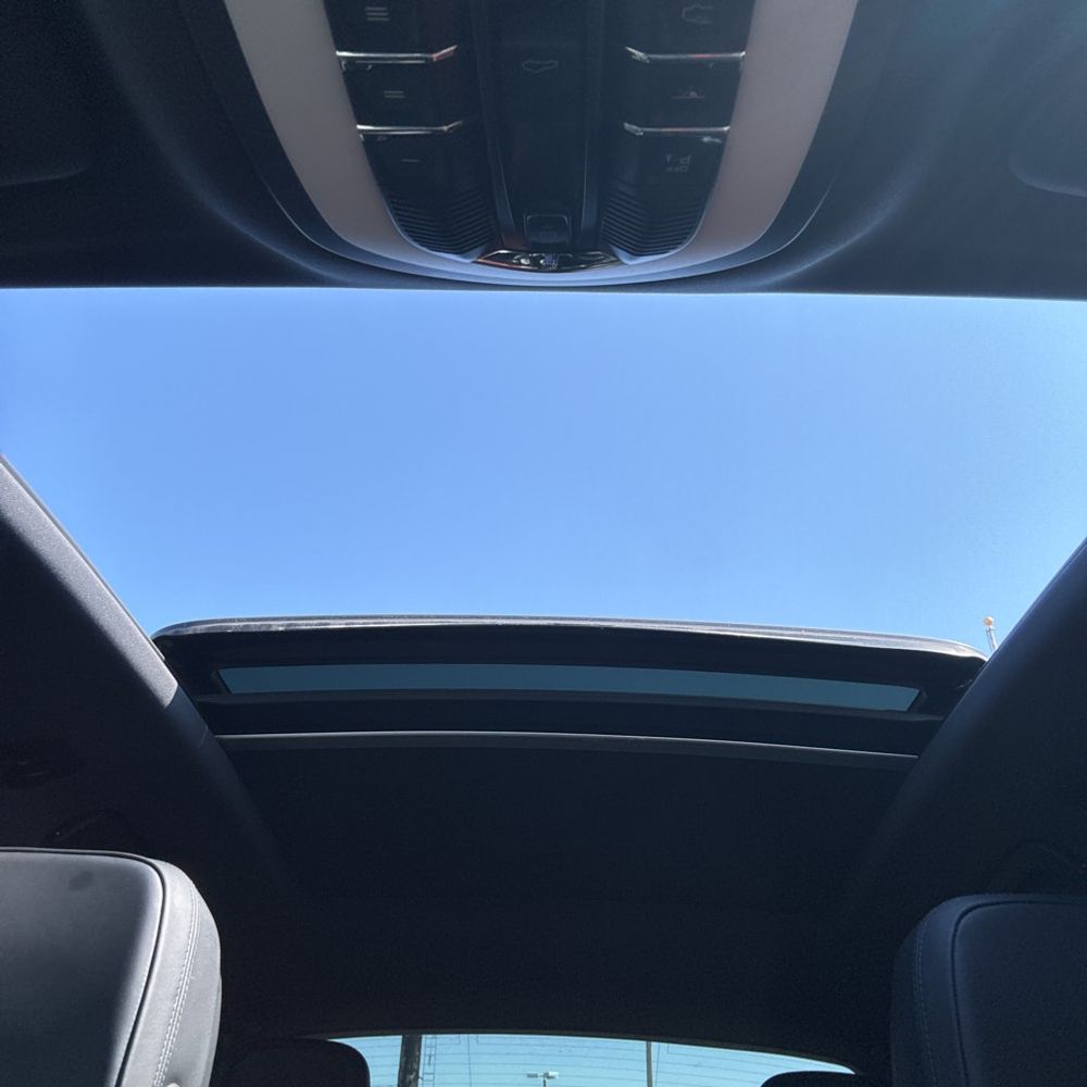 2022 Porsche Macan S