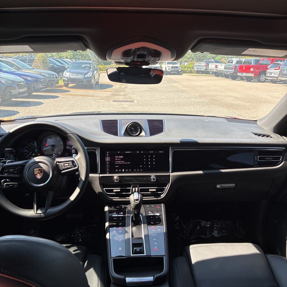 2022 Porsche Macan S