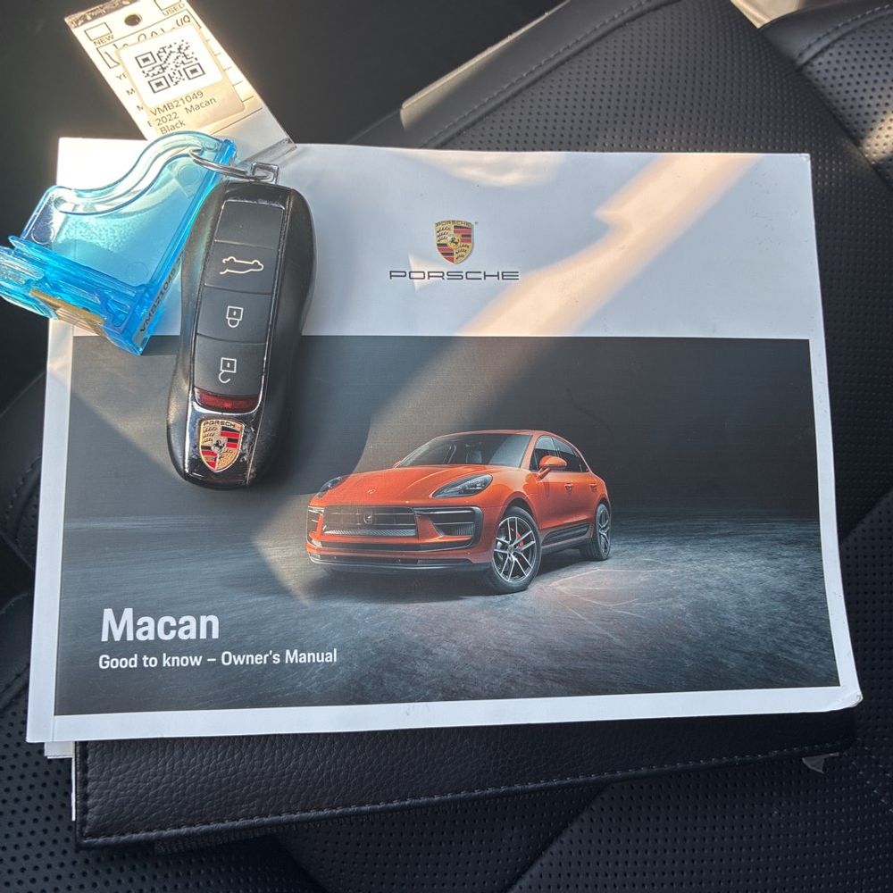 2022 Porsche Macan S