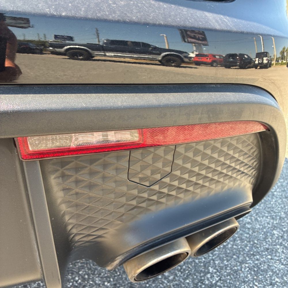 2022 Porsche Macan S