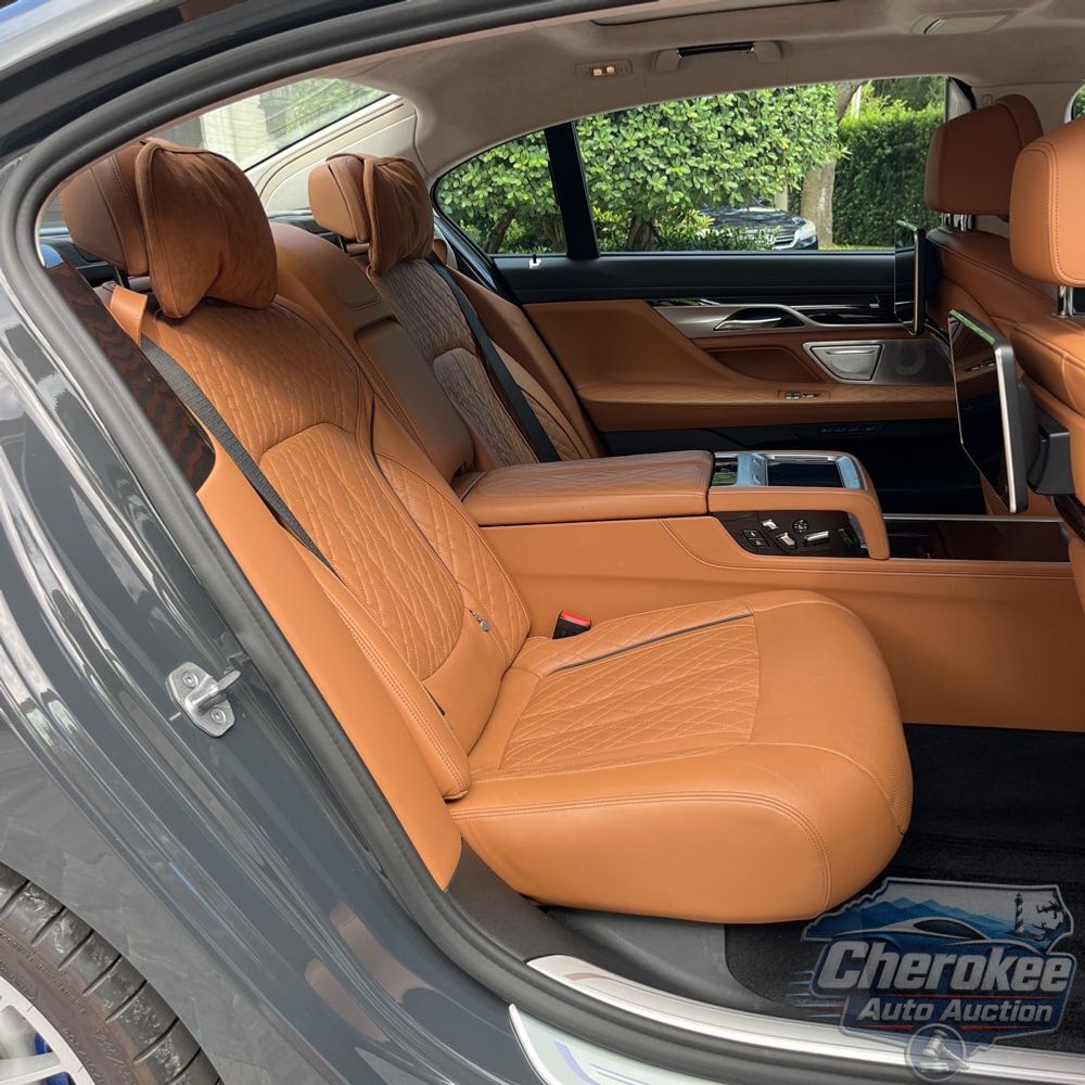 2021 BMW 7 Series ALPINA B7 xDrive