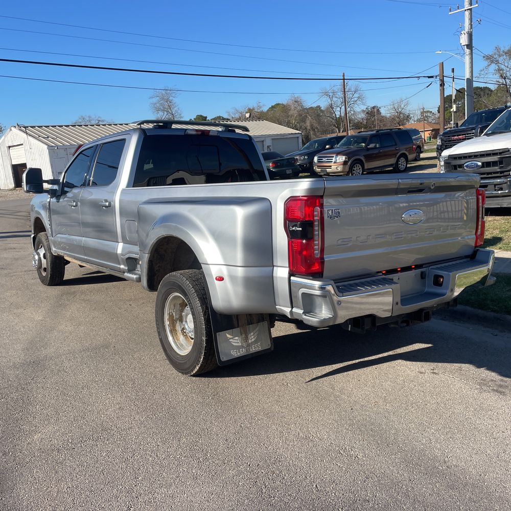2023 Ford F-350 Super Duty Lariat