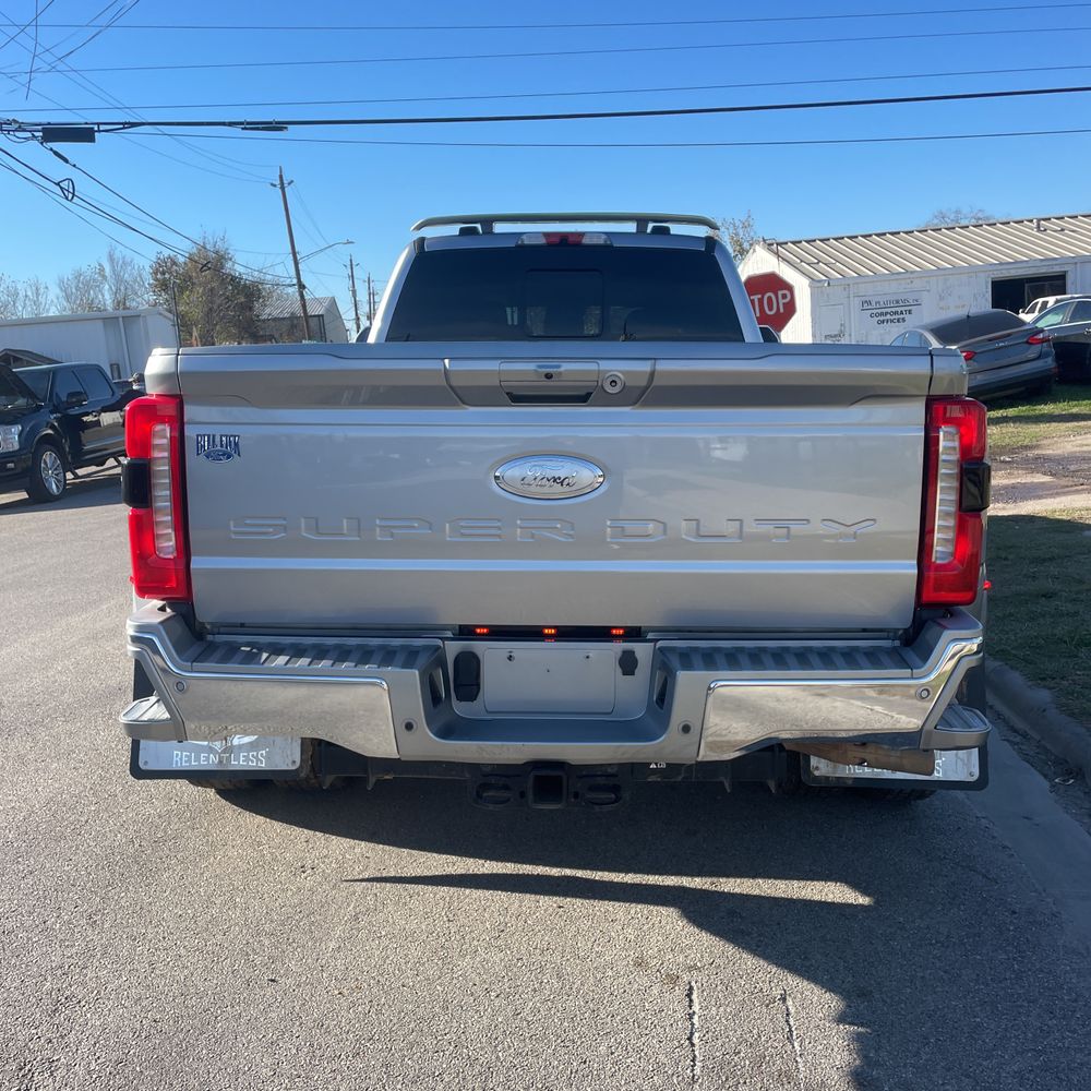 2023 Ford F-350 Super Duty Lariat