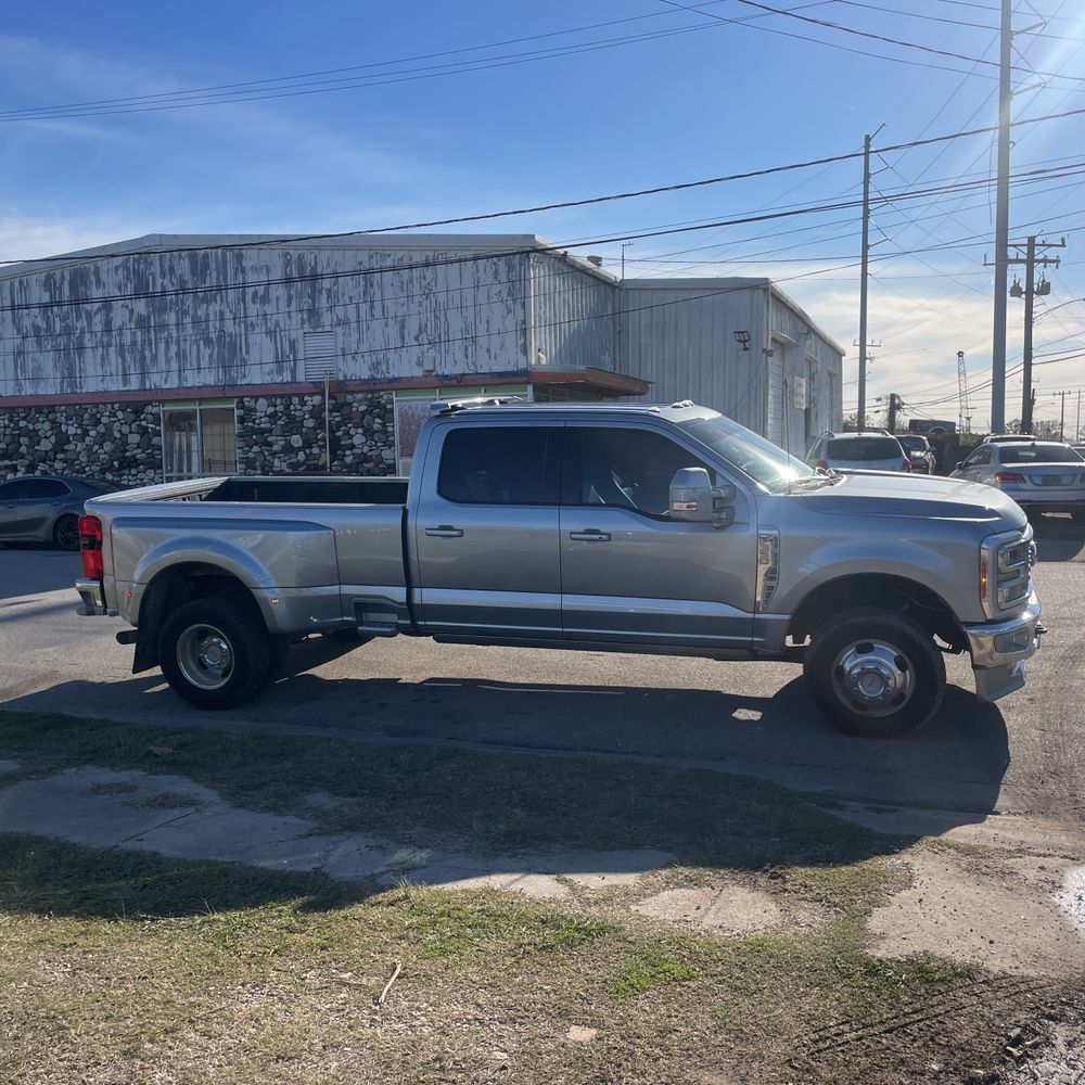 2023 Ford F-350 Super Duty Lariat
