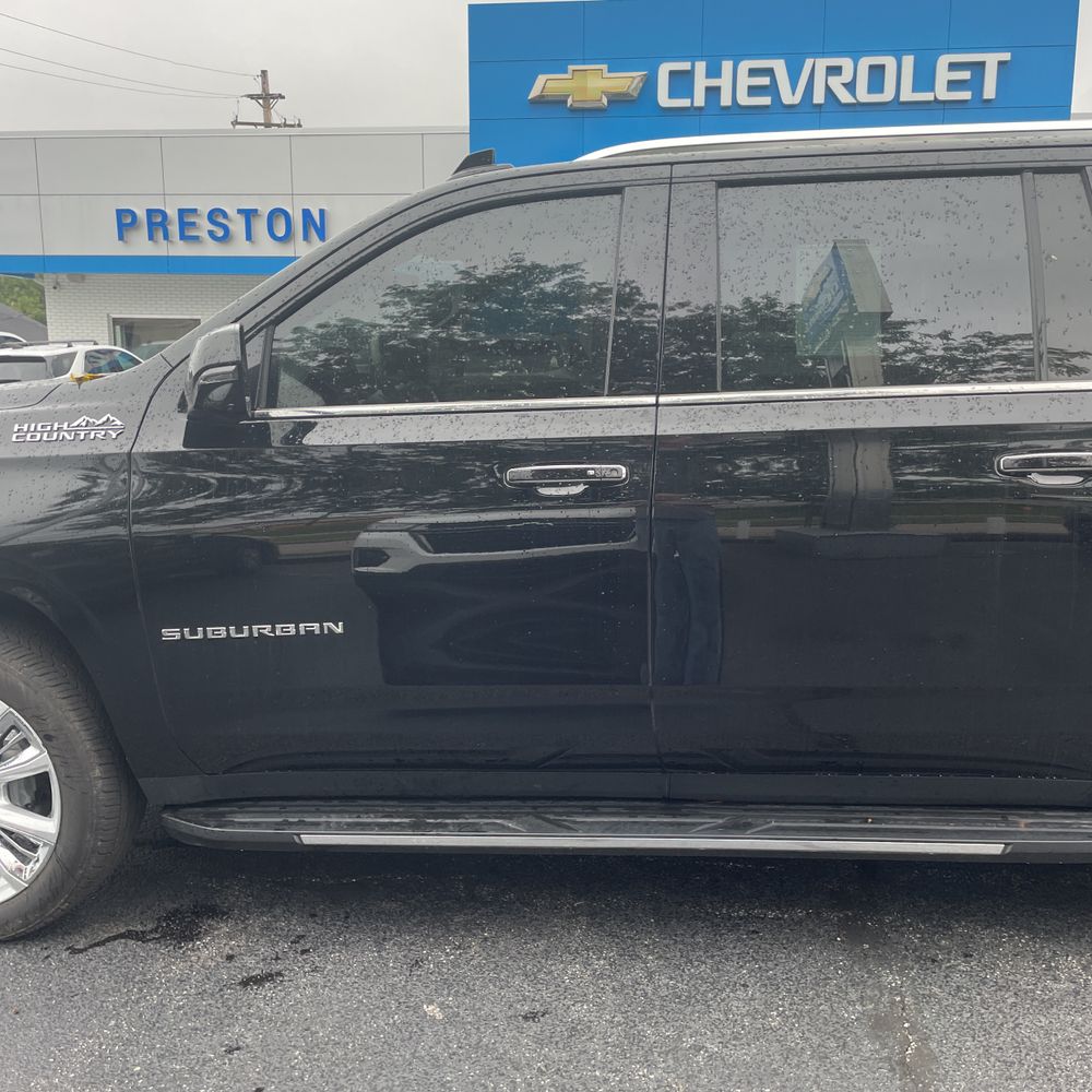 2024 Chevrolet Suburban High Country