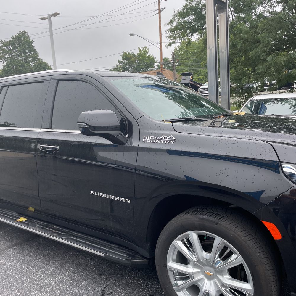2024 Chevrolet Suburban High Country