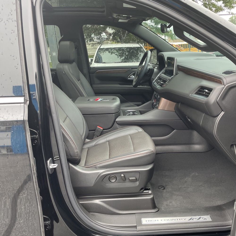 2024 Chevrolet Suburban High Country