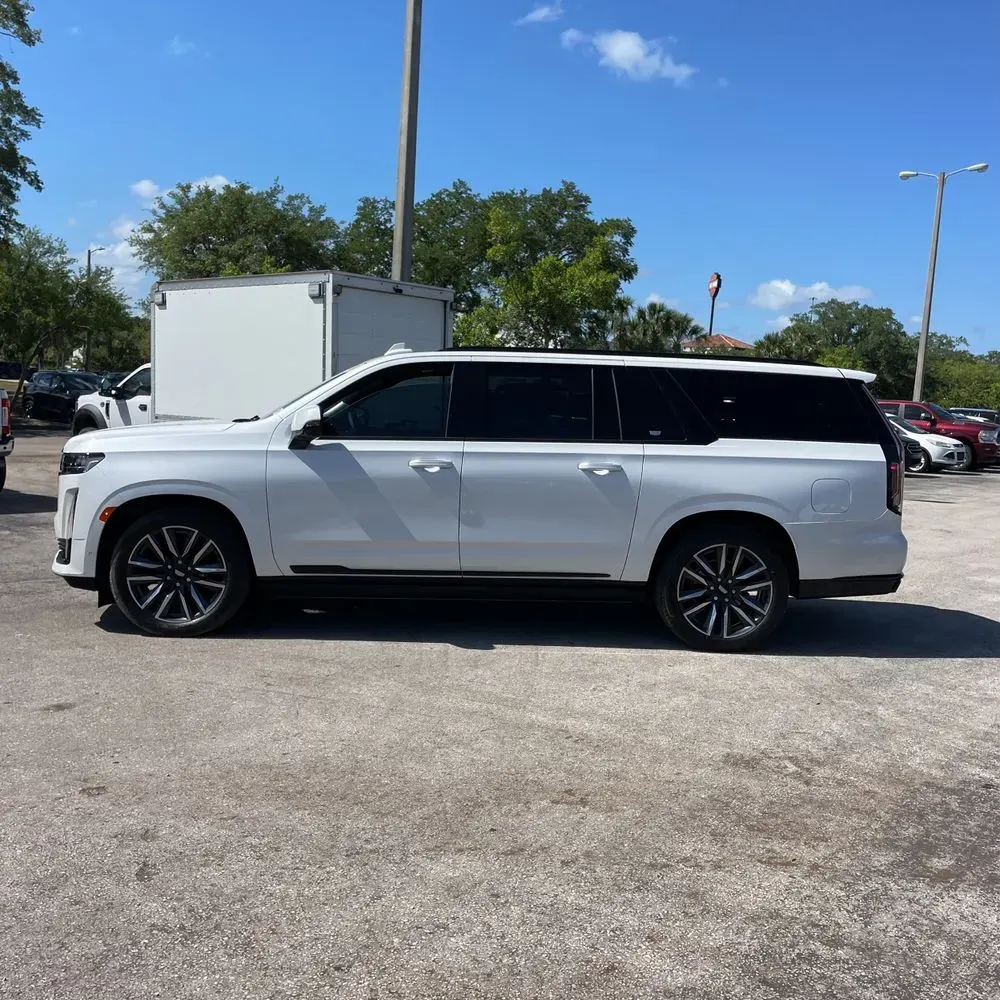 2024 Cadillac Escalade ESV Sport Platinum