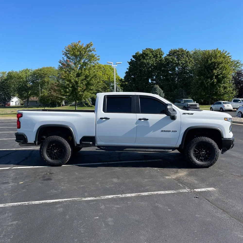 2024 Chevrolet Silverado 2500 ZR2