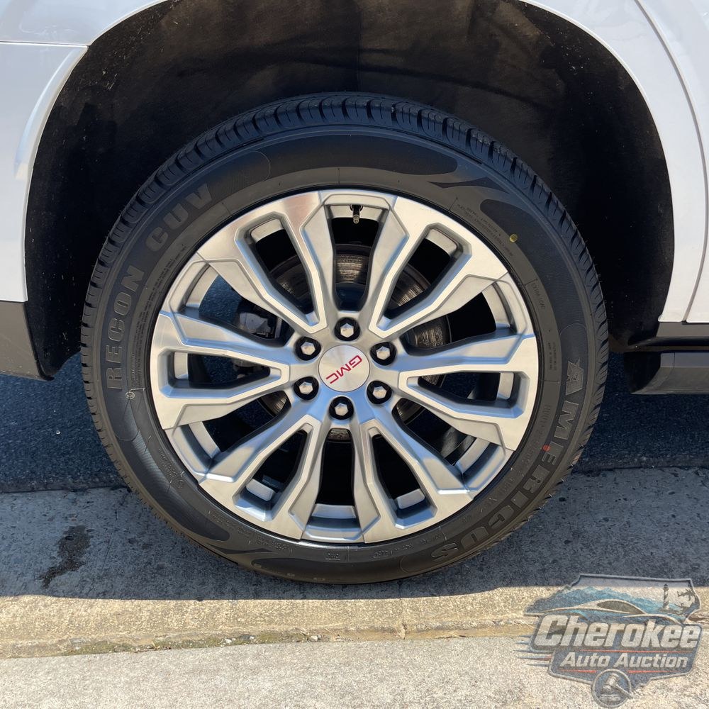2023 GMC Yukon Denali