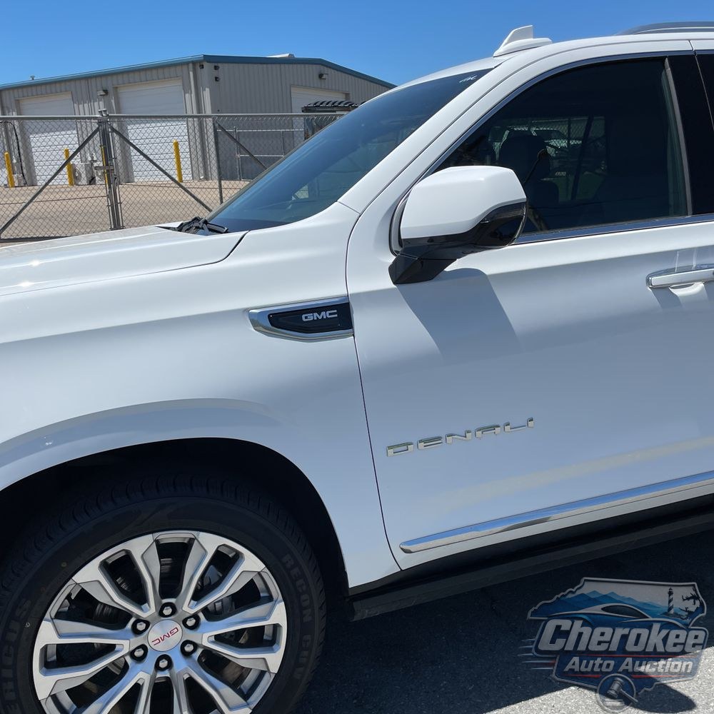 2023 GMC Yukon Denali