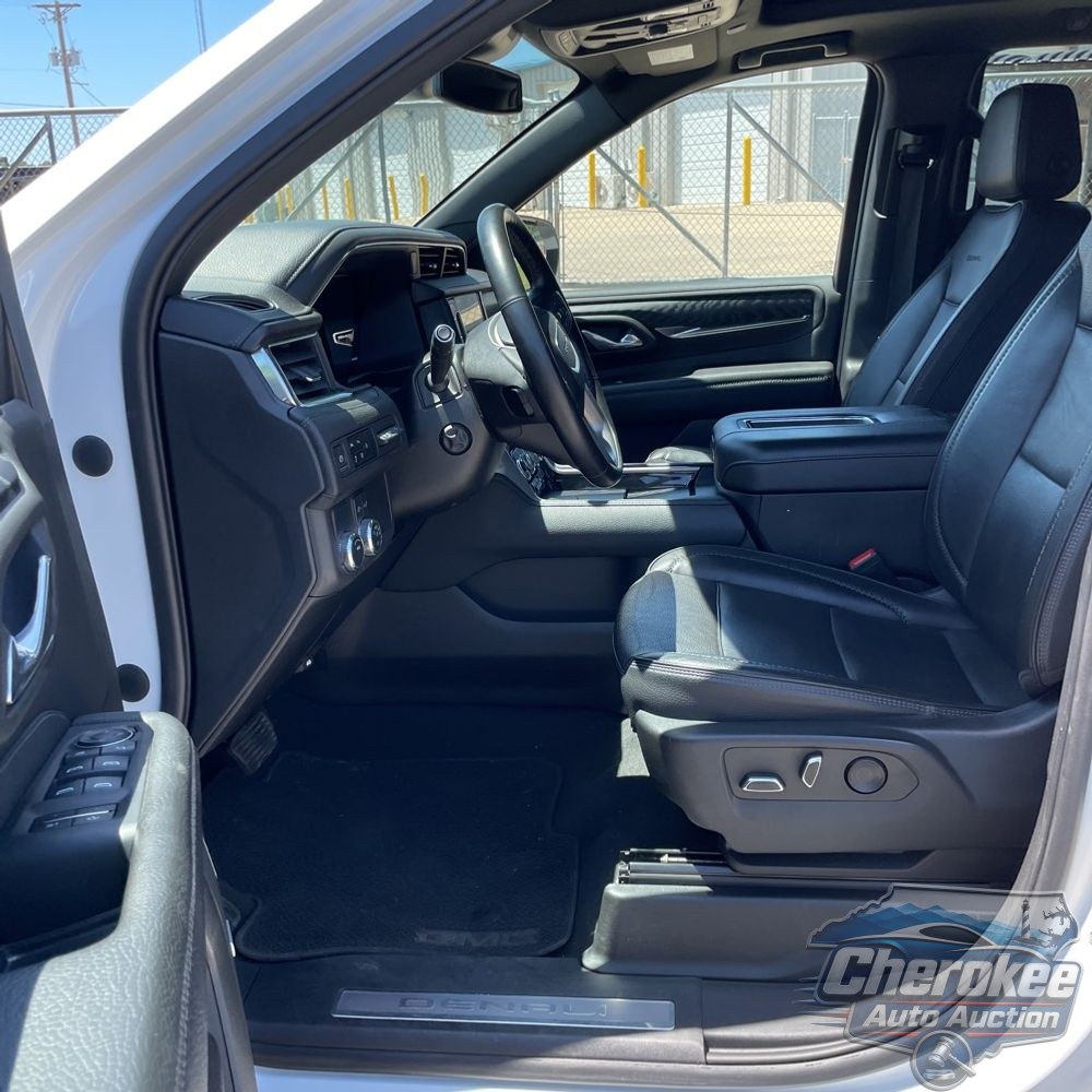 2023 GMC Yukon Denali