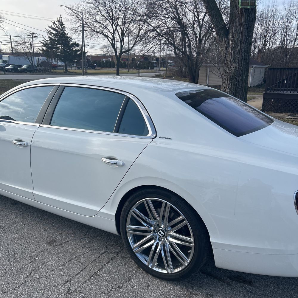 2014 Bentley Flying Spur Base