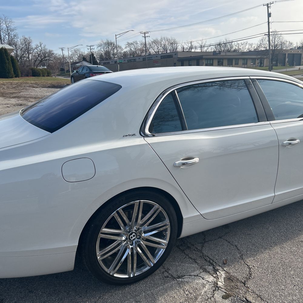 2014 Bentley Flying Spur Base