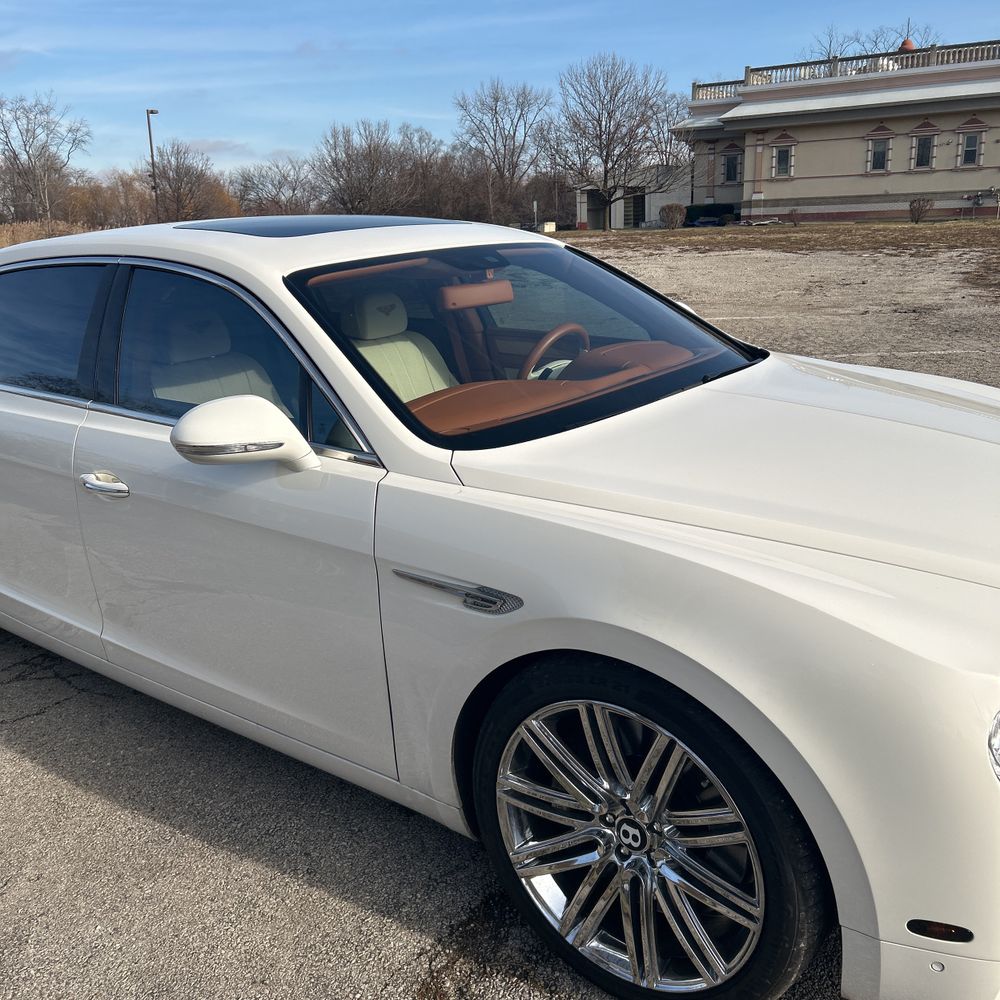 2014 Bentley Flying Spur Base