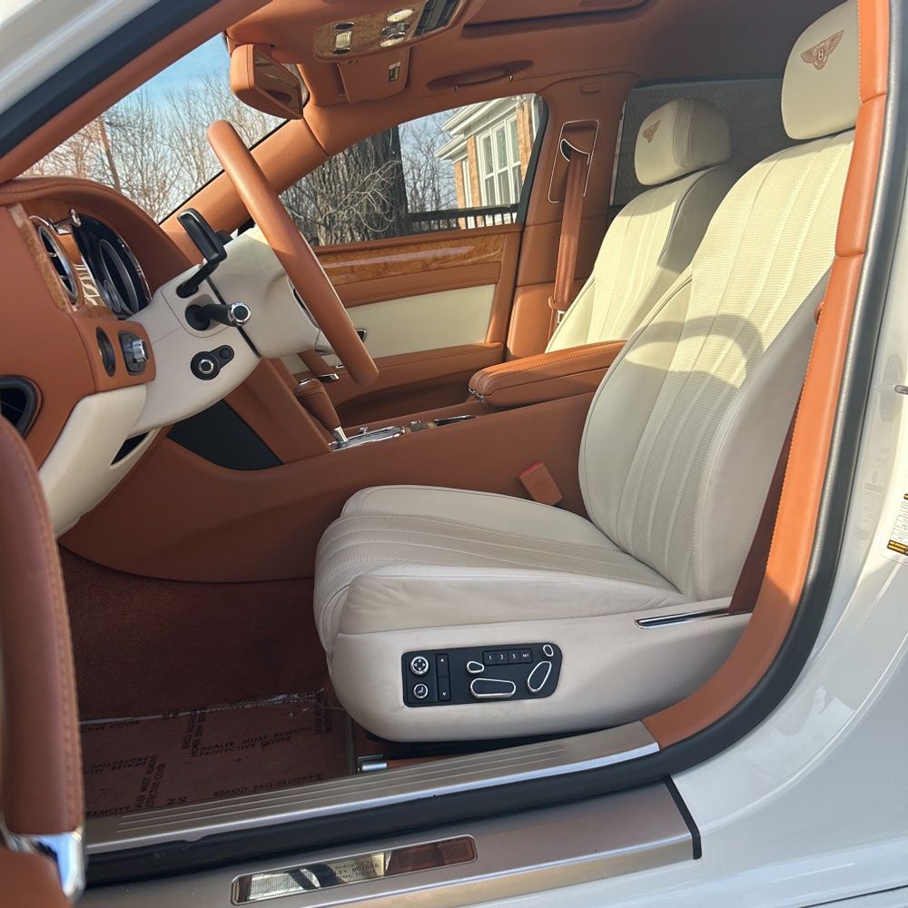 2014 Bentley Flying Spur Base