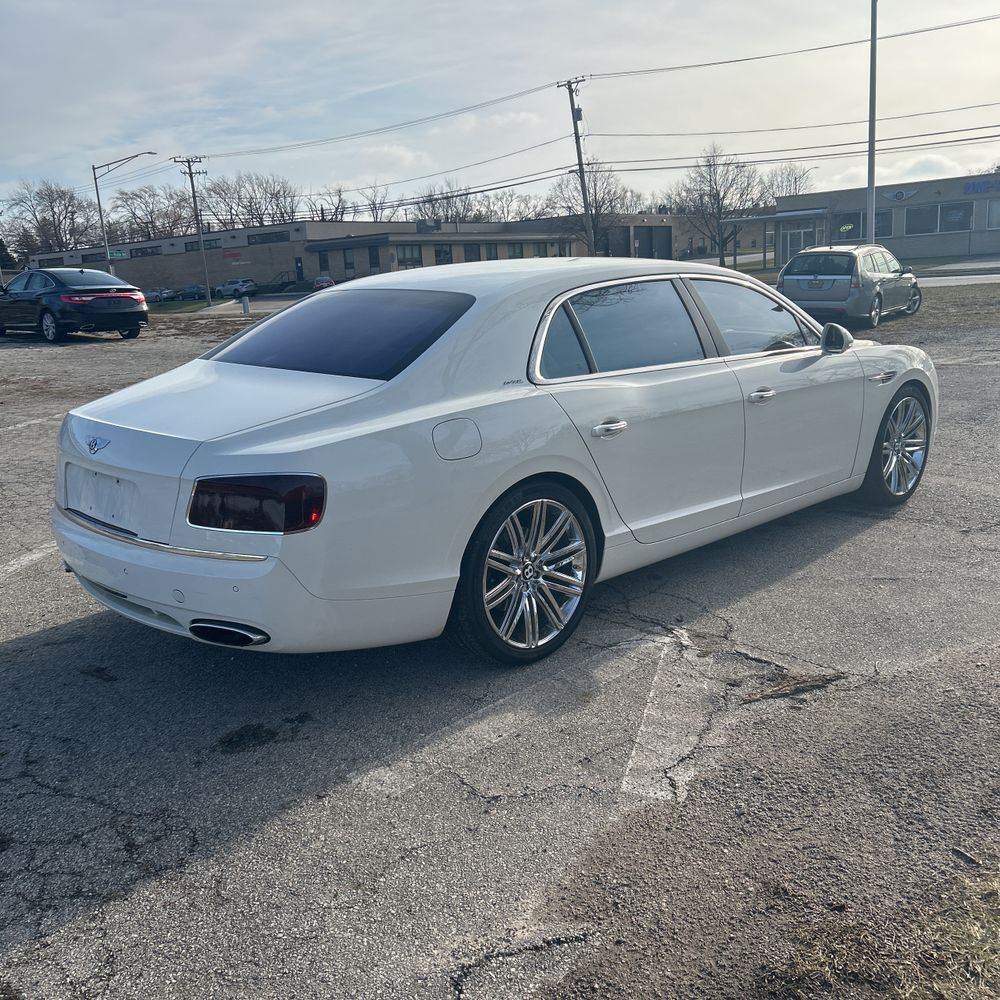 2014 Bentley Flying Spur Base