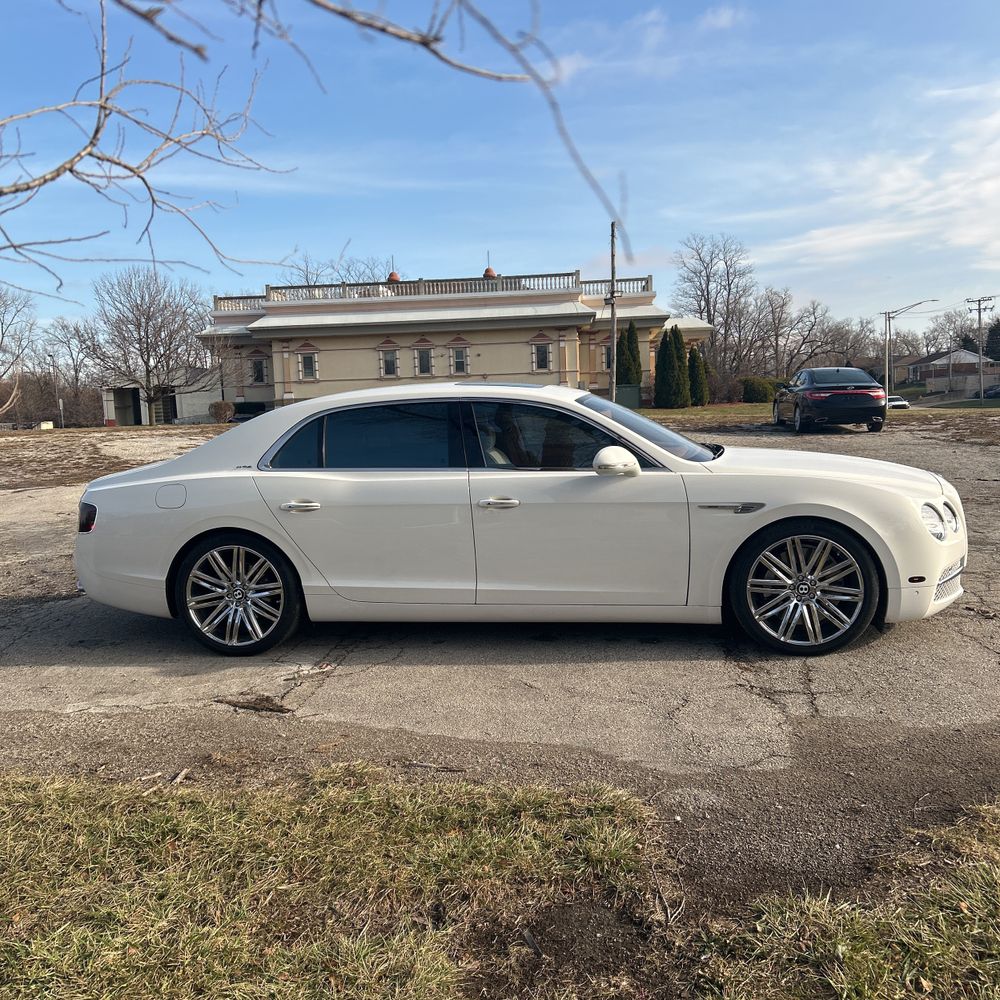 2014 Bentley Flying Spur Base