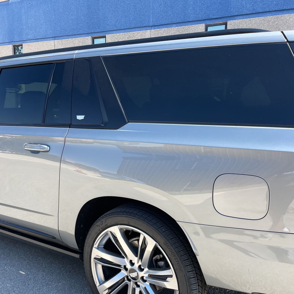 2025 Cadillac Escalade ESV Sport