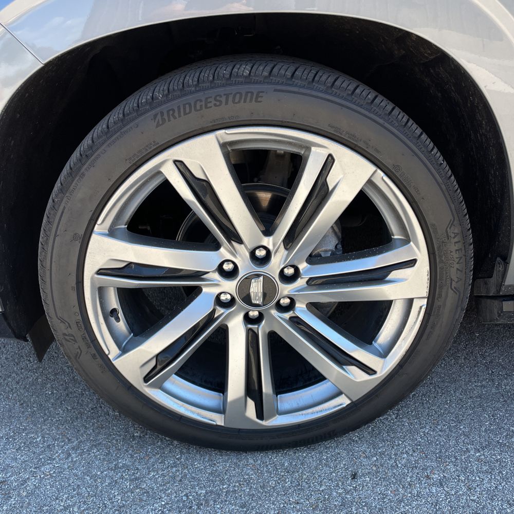 2025 Cadillac Escalade ESV Sport