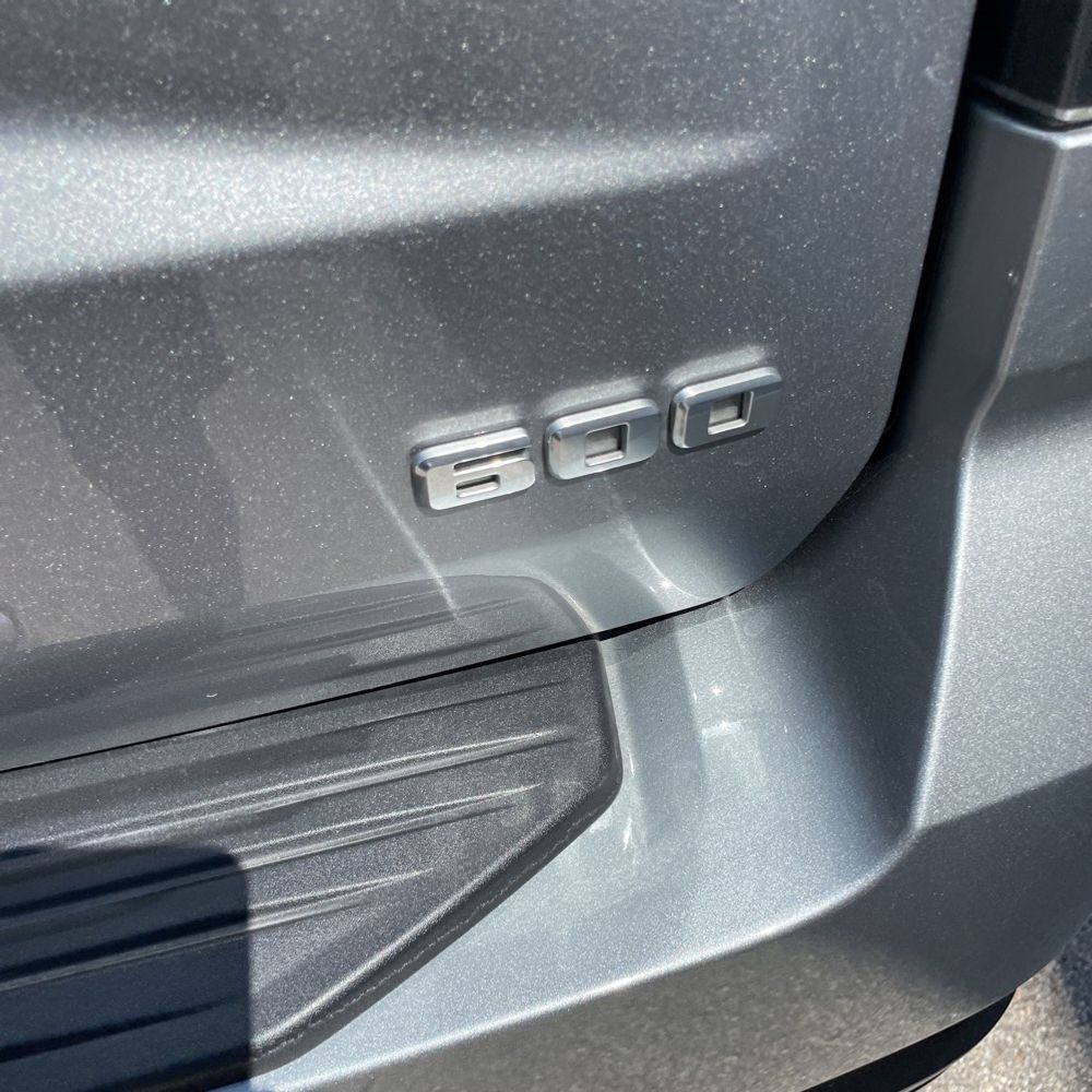 2025 Cadillac Escalade ESV Sport
