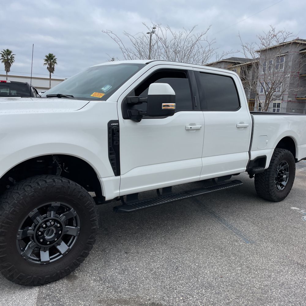 2023 Ford F-350 Super Duty Lariat