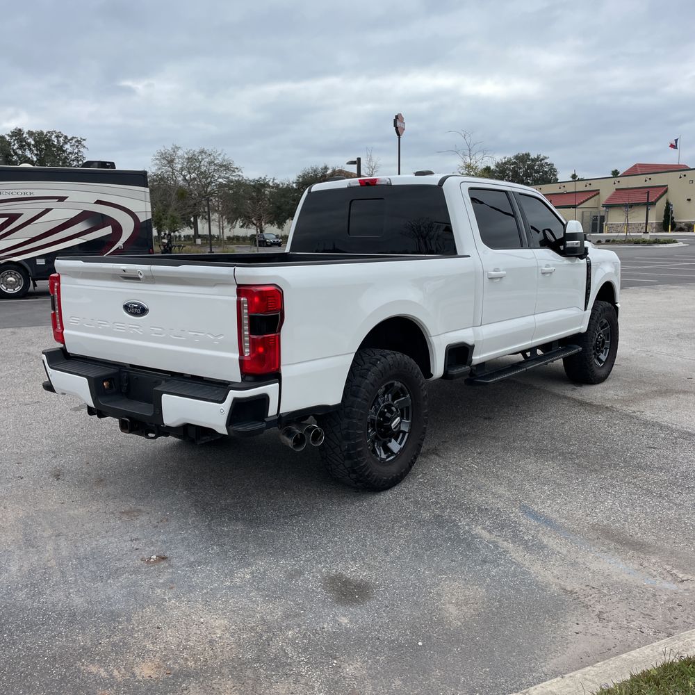 2023 Ford F-350 Super Duty Lariat