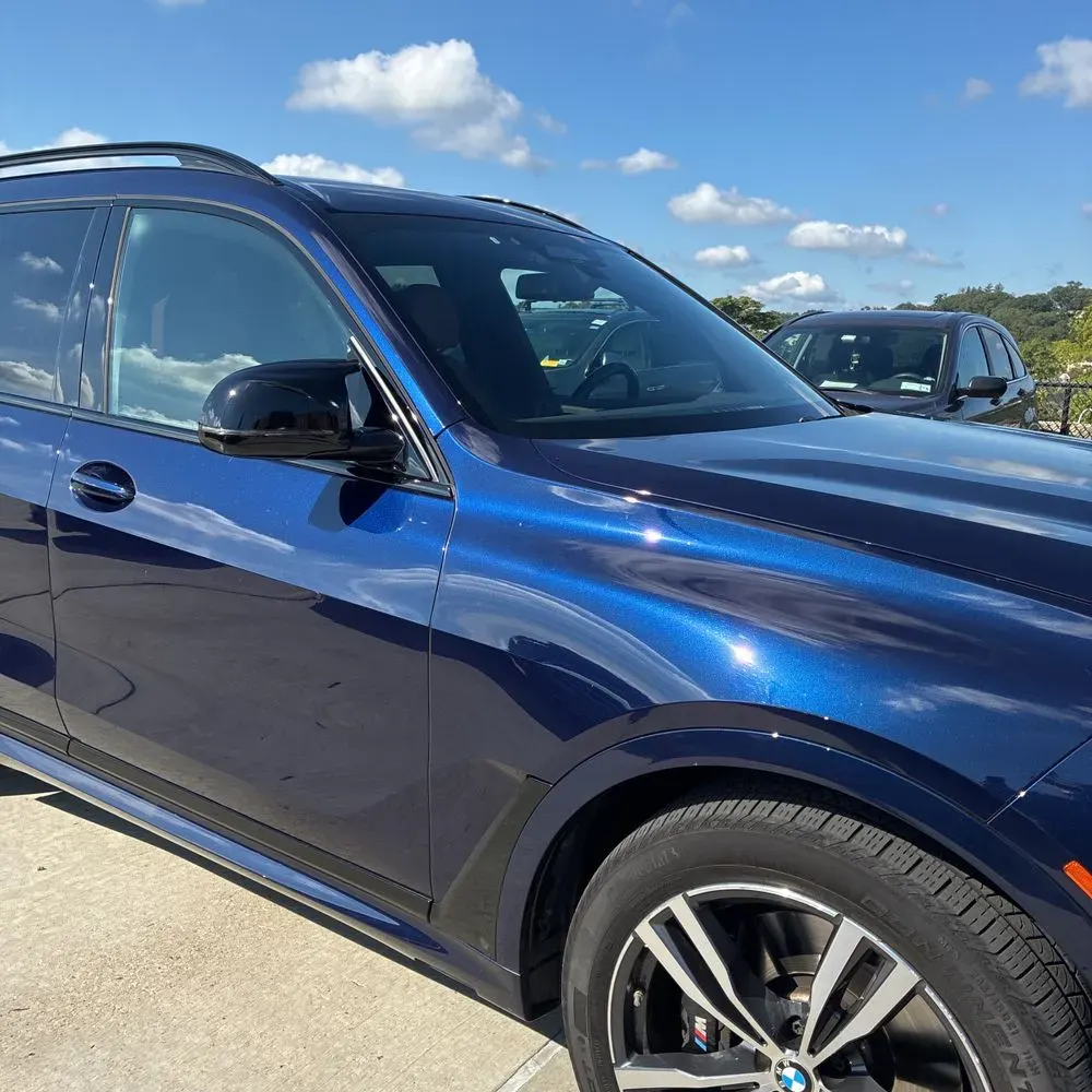 2023 BMW X7 M60i
