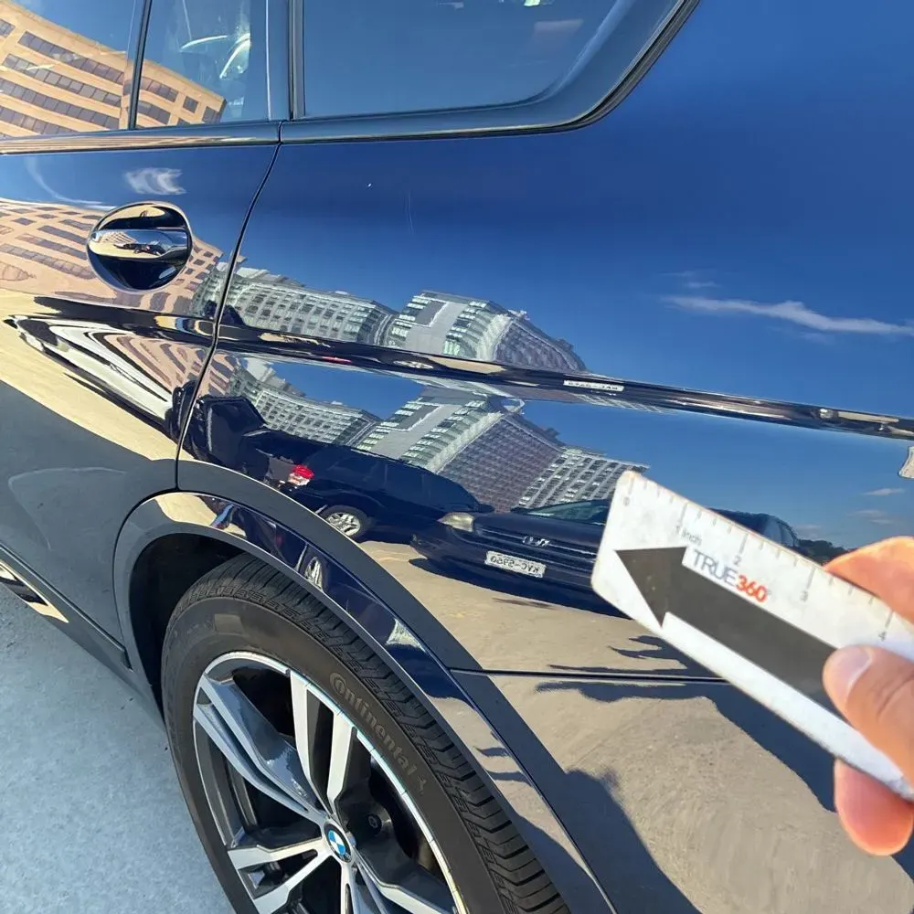 2023 BMW X7 M60i