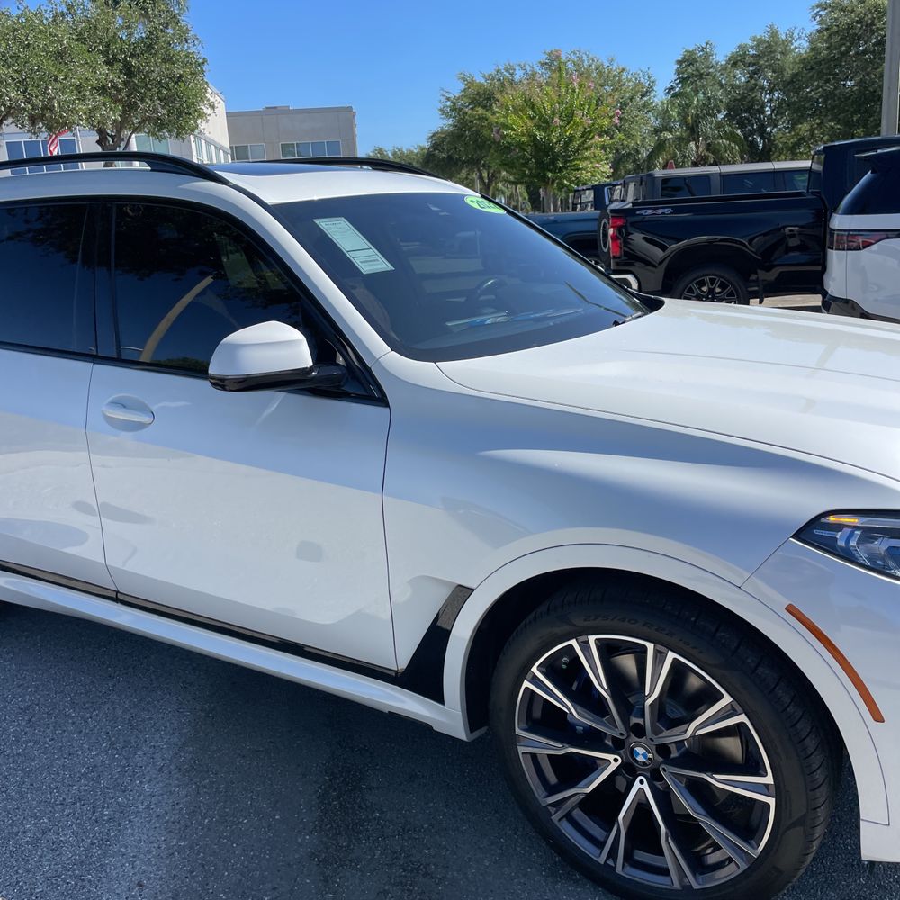 2022 BMW X7 M50i
