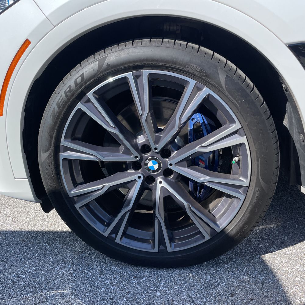 2022 BMW X7 M50i