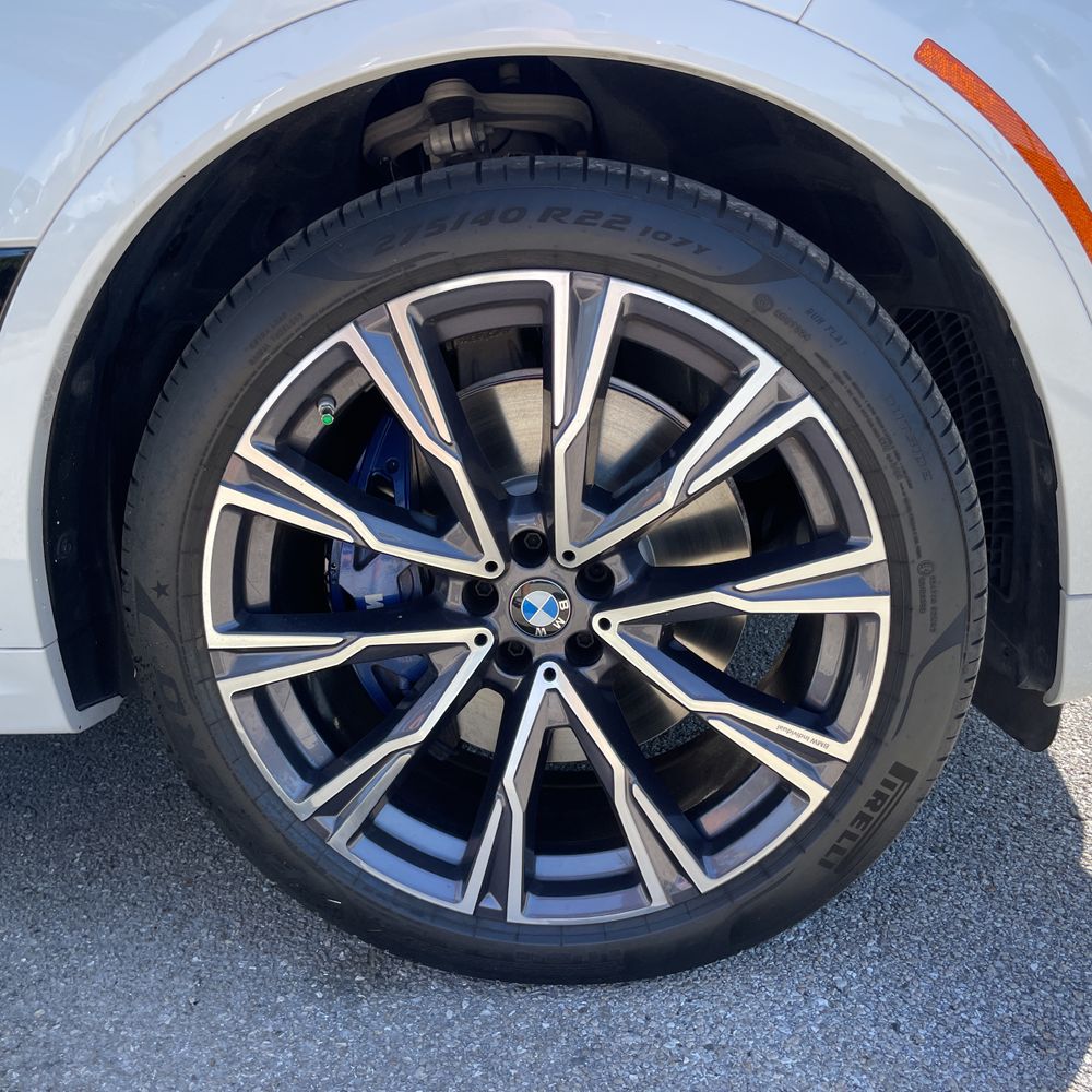 2022 BMW X7 M50i