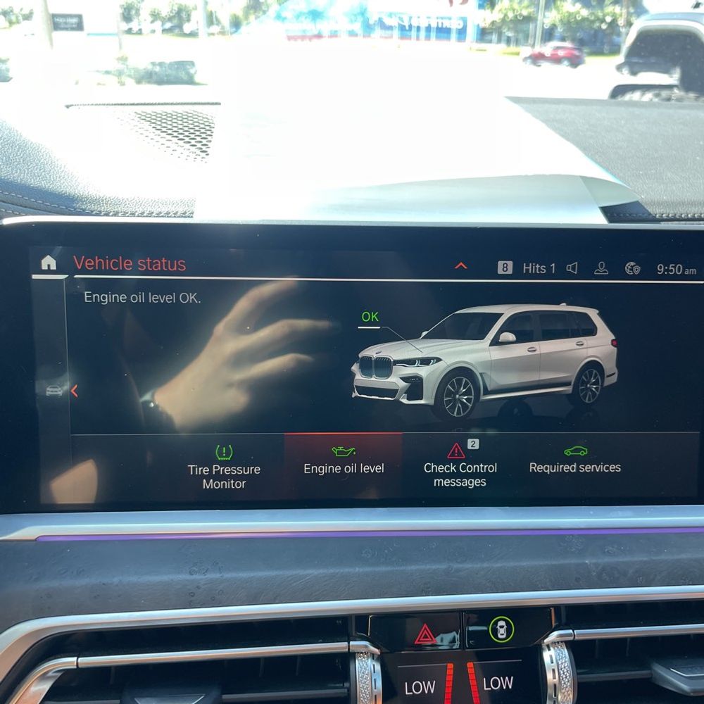 2022 BMW X7 M50i