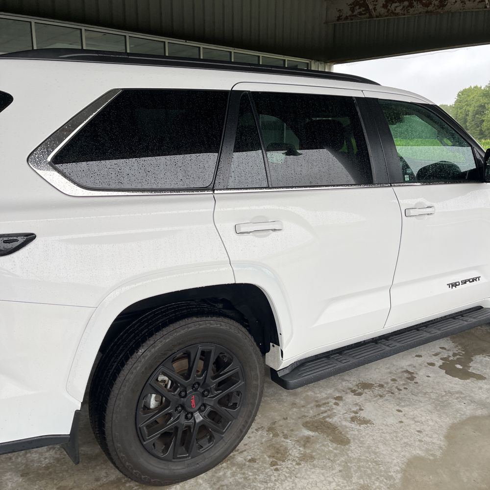 2024 Toyota Sequoia SR5
