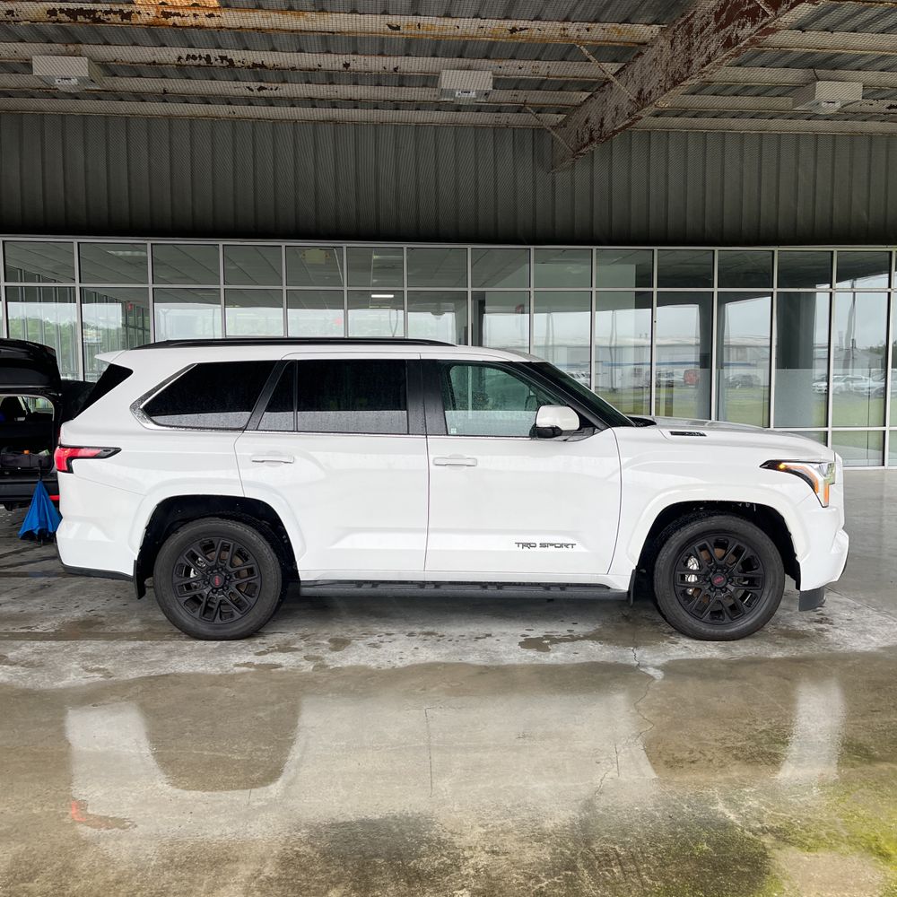 2024 Toyota Sequoia SR5
