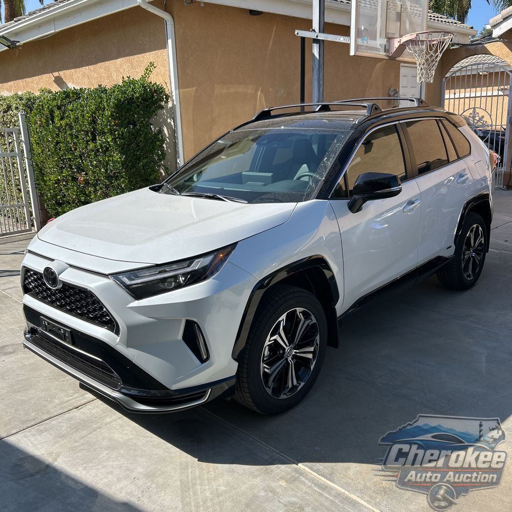 2025 Toyota RAV4 Plug-in Hybrid XSE