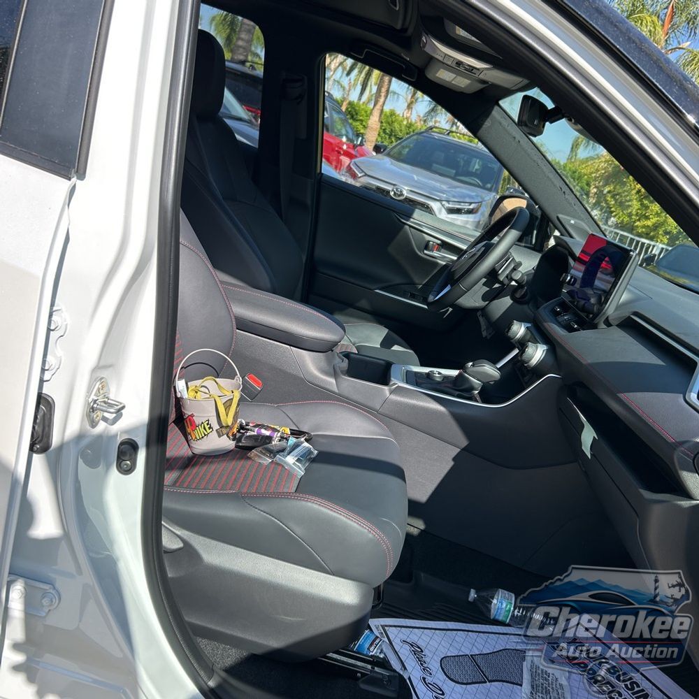 2025 Toyota RAV4 Plug-in Hybrid XSE