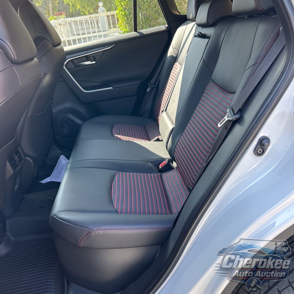 2025 Toyota RAV4 Plug-in Hybrid XSE