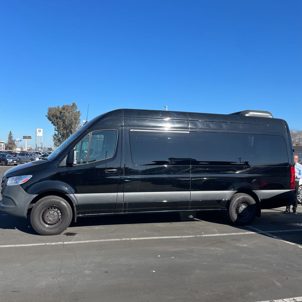 2023 Mercedes-Benz Sprinter 2500