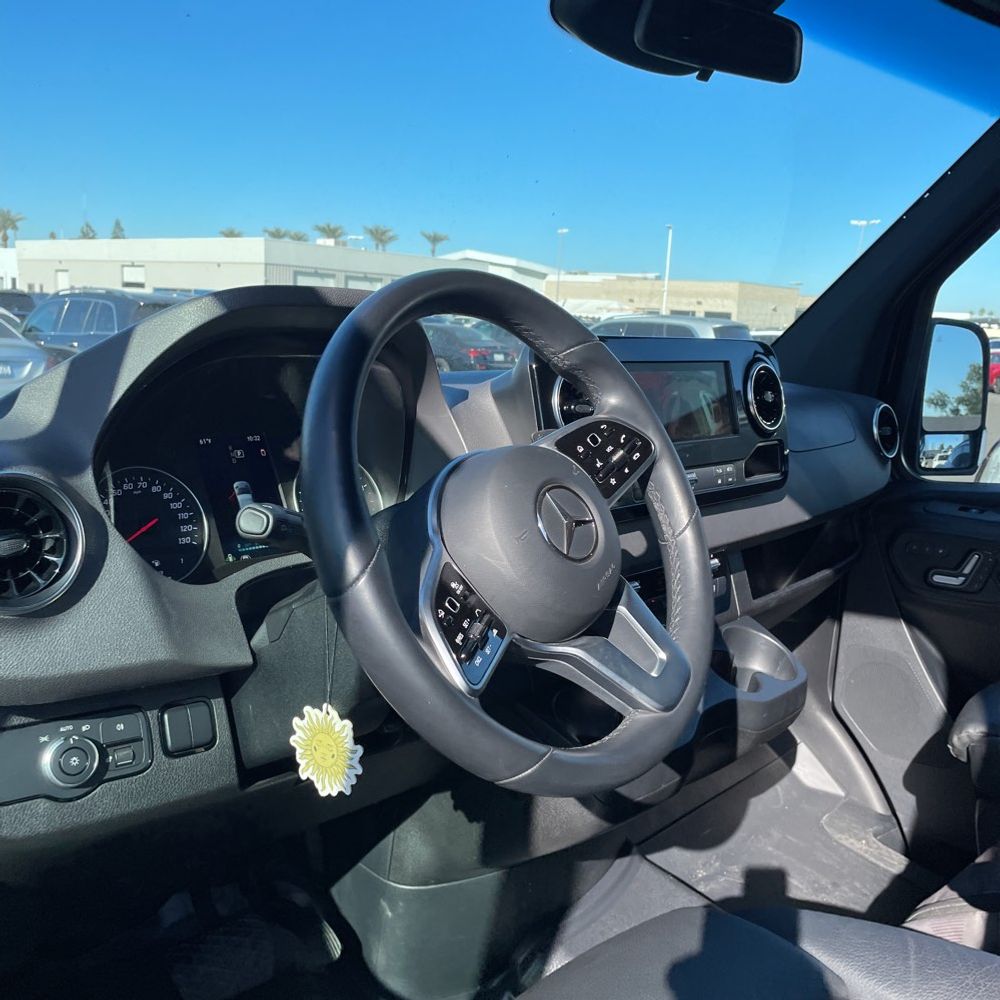 2023 Mercedes-Benz Sprinter 2500